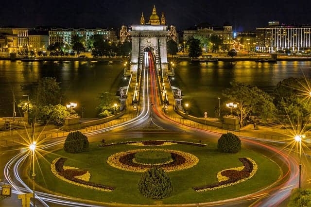 moving company to Hungary