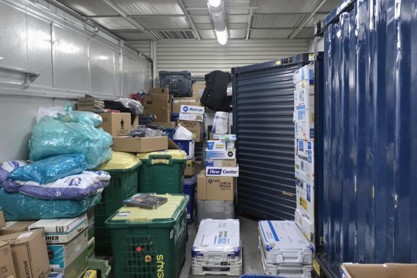 The Role of Storage in International Moves